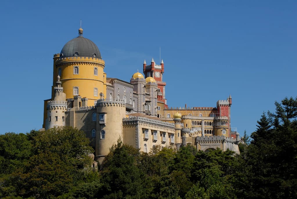 Fornecedores escolhidos a dedo: Parques de Sintra gasta quase meio milhão em ‘bibelots’ para turistas