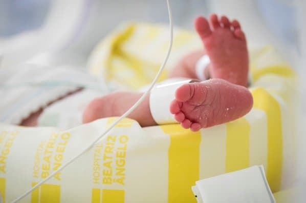 Hospital de Loures regressa à esfera pública na companhia do obscurantismo: contratos públicos escritos estão escondidos