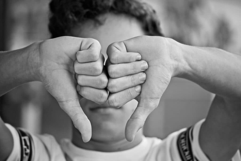 thumbs down, disapprove, gesture