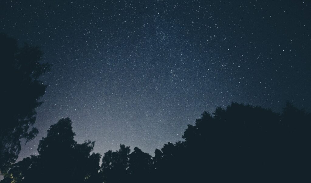 sky filled with stars photography during nighttime